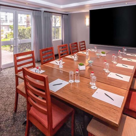 Stayeasy Century City Кейптаун Екстериор снимка